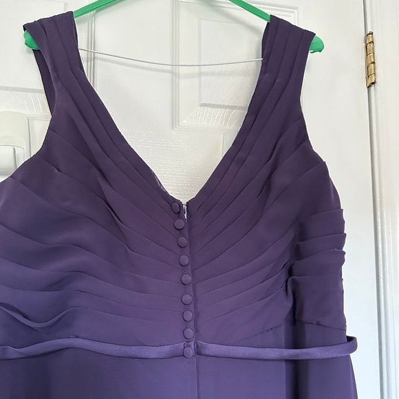 Mother of the brIde dress. Never worn. Alfred Angelo - Picture 3 of 11